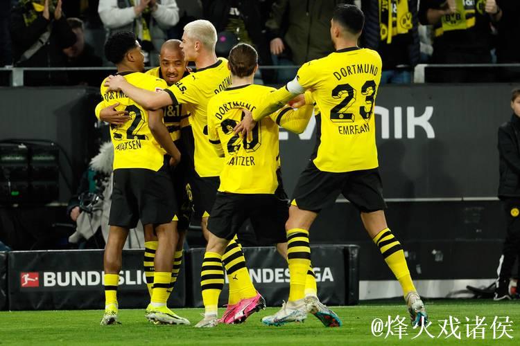 多特半场领先霍芬海姆,扬-科托助攻布兰特建功 多特半场领先霍芬海姆,扬-科托助攻布兰特建功